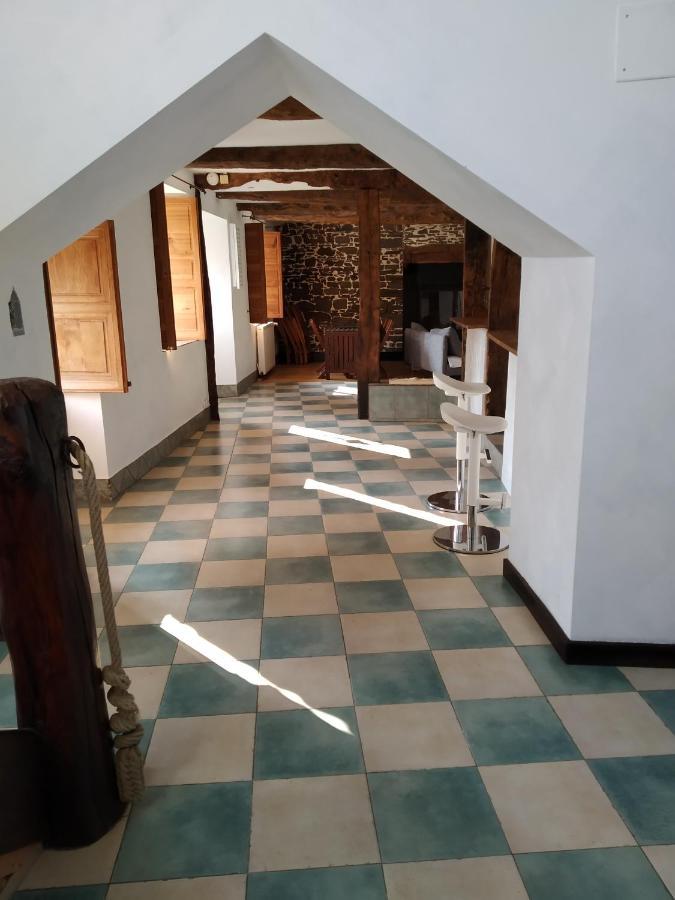 Maison En Pierre Dans Son Nid De Verdure Roz-Landrieux Zewnętrze zdjęcie