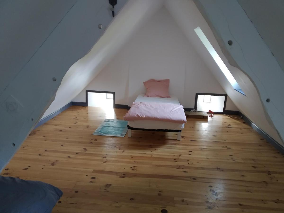 Maison En Pierre Dans Son Nid De Verdure Roz-Landrieux Zewnętrze zdjęcie