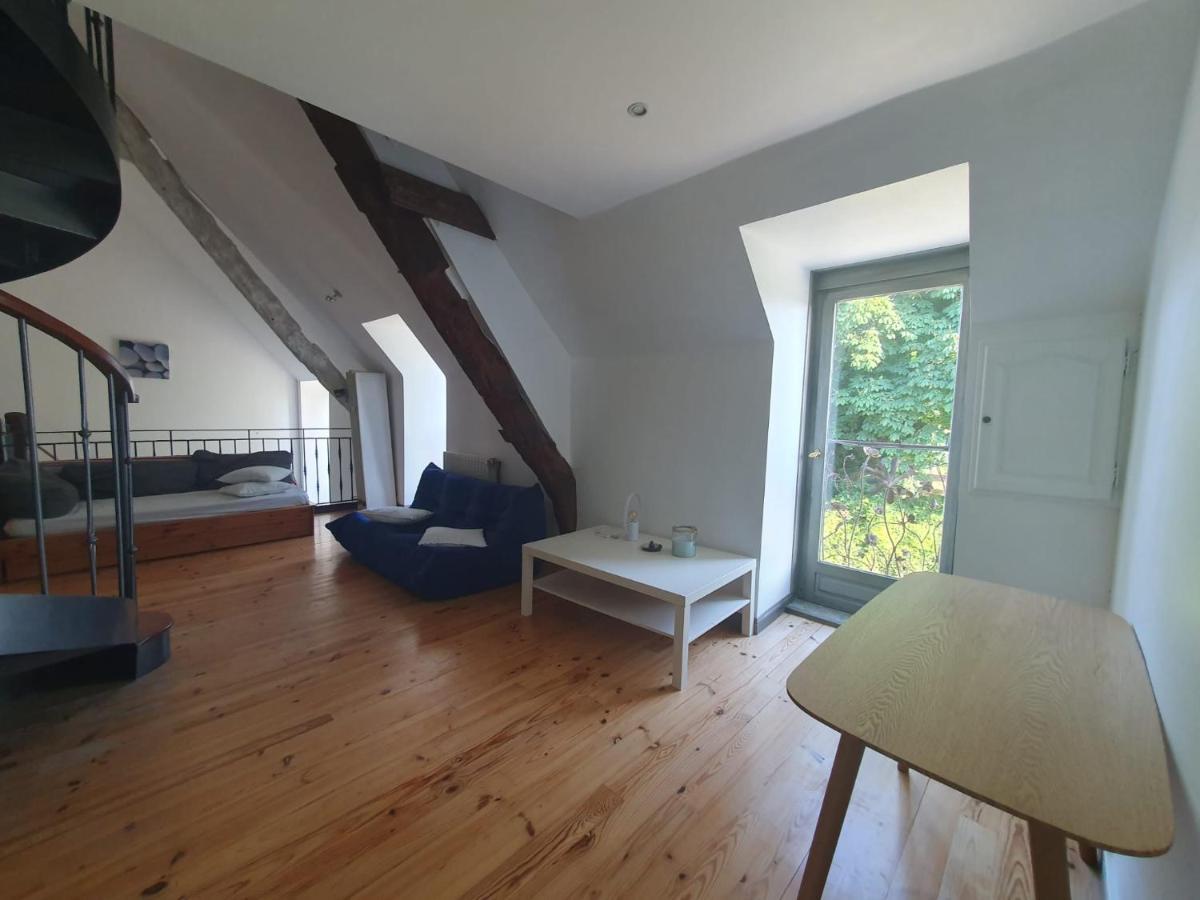 Maison En Pierre Dans Son Nid De Verdure Roz-Landrieux Zewnętrze zdjęcie