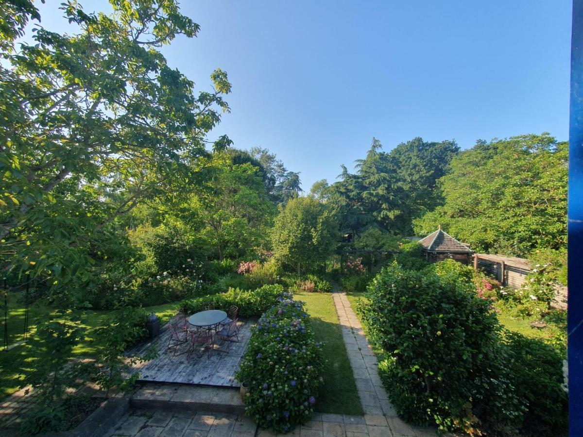 Maison En Pierre Dans Son Nid De Verdure Roz-Landrieux Zewnętrze zdjęcie